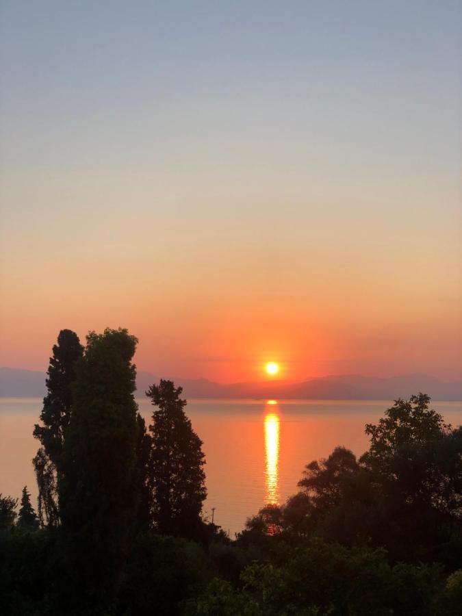 Hotel apartamentowy Brentanos - A - View Of Paradise 4*