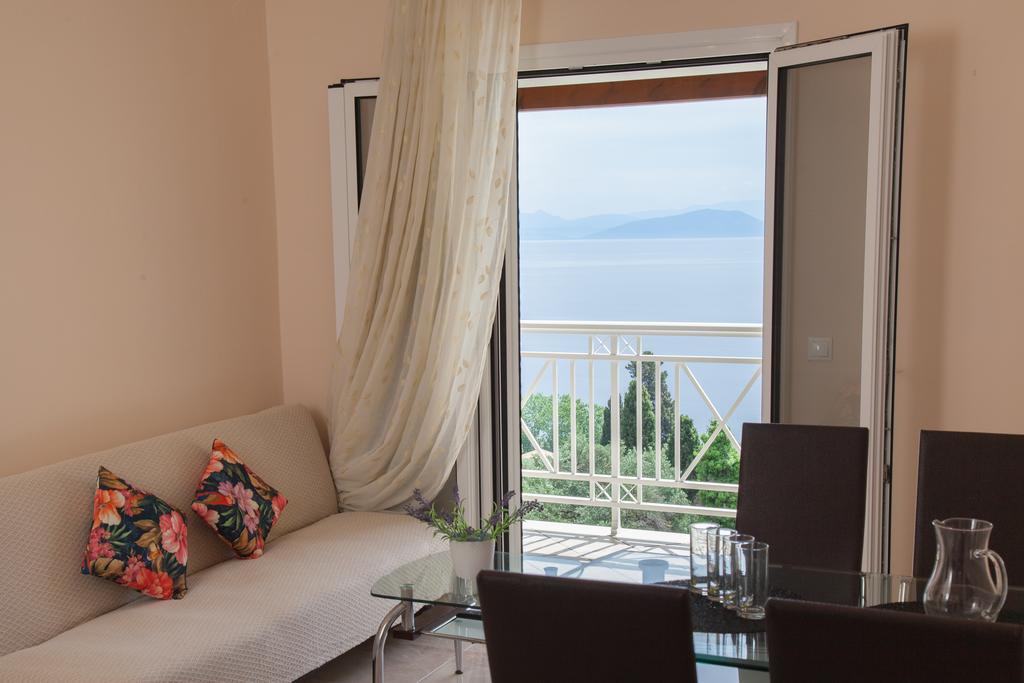 Brentanos - A - View Of Paradise Hotel de apartamente Gastouri (Corfu)