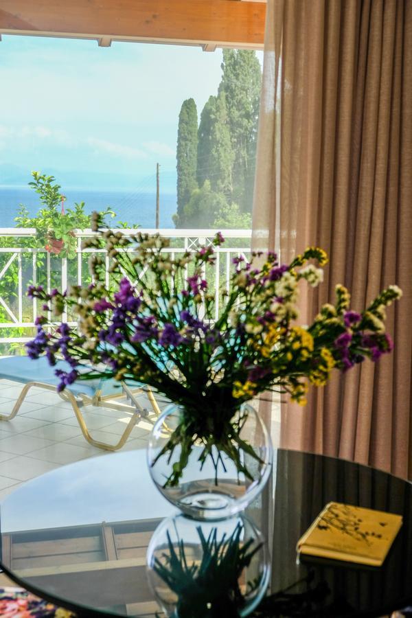 Hotel de apartamente Brentanos - A - View Of Paradise Gastouri (Corfu)