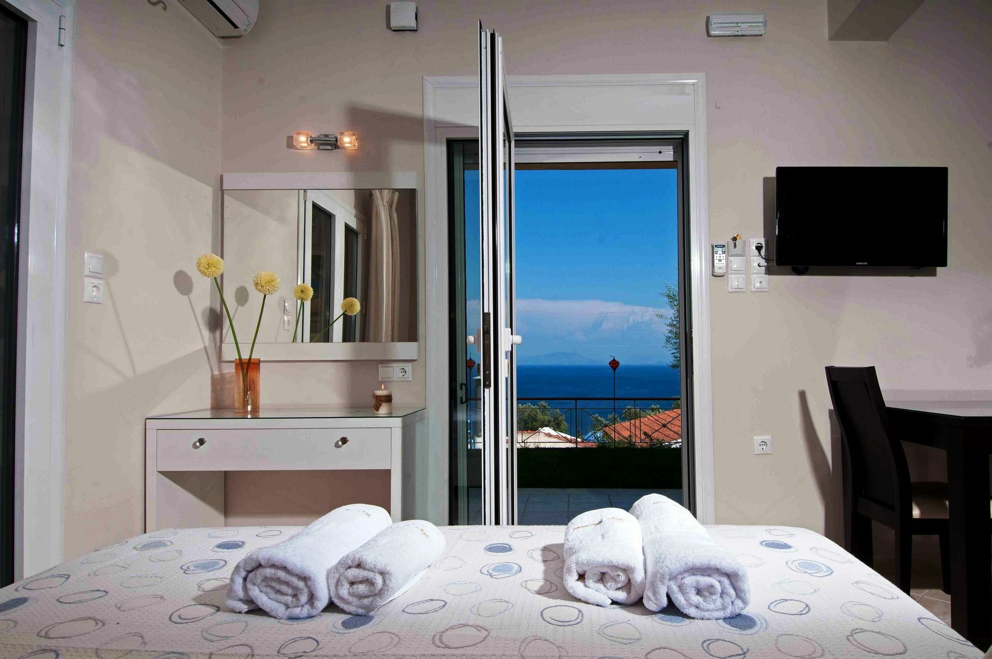 Brentanos - A - View Of Paradise Hotel apartamentowy