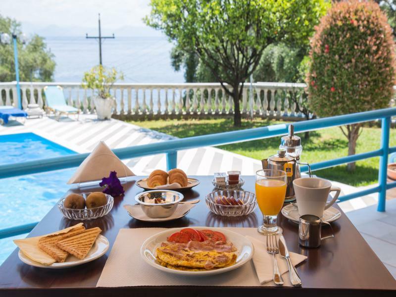 Hotel de apartamente Brentanos - A - View Of Paradise Gastouri (Corfu)