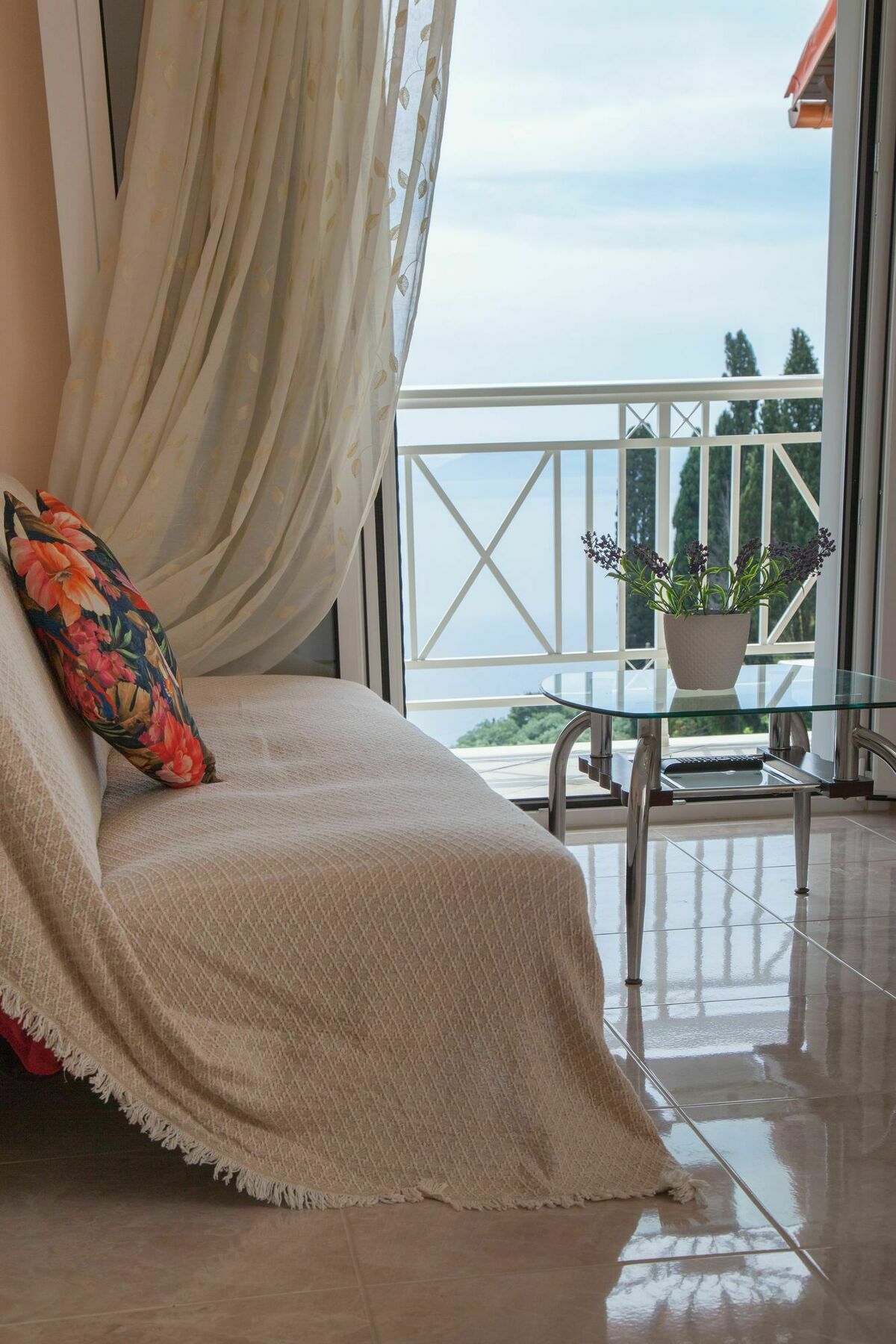 Brentanos - A - View Of Paradise Gastouri (Corfu)
